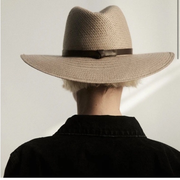 NWT Janessa Leone Judith Hat in Taupe - Picture 4 of 6